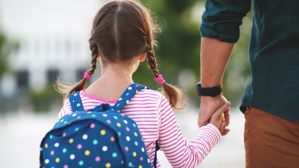 Пять советов психолога, которые помогут морально подготовить ребёнка к началу учебного года