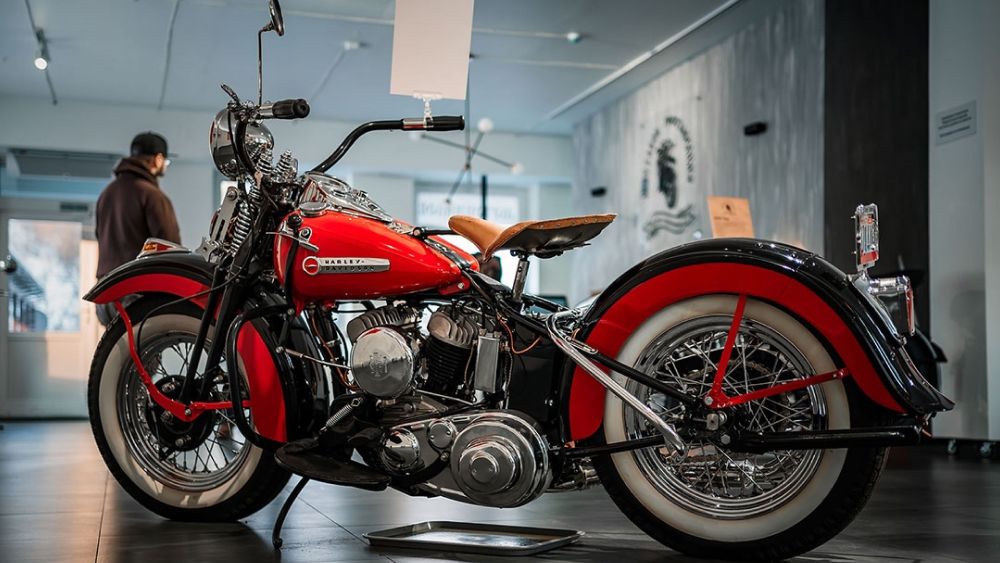 «Шестаков-Реставрация»: как устроен единственный за Уралом музей-мастерская мотоциклов