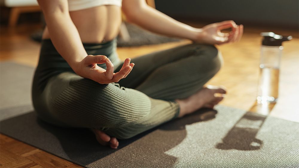 Как начать медитировать дома: советы эксперта