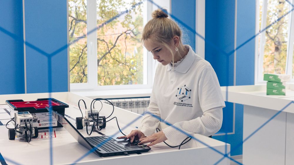 Образовательный центр «IT-Куб»: где в Мурманске учат программировать и создавать роботов